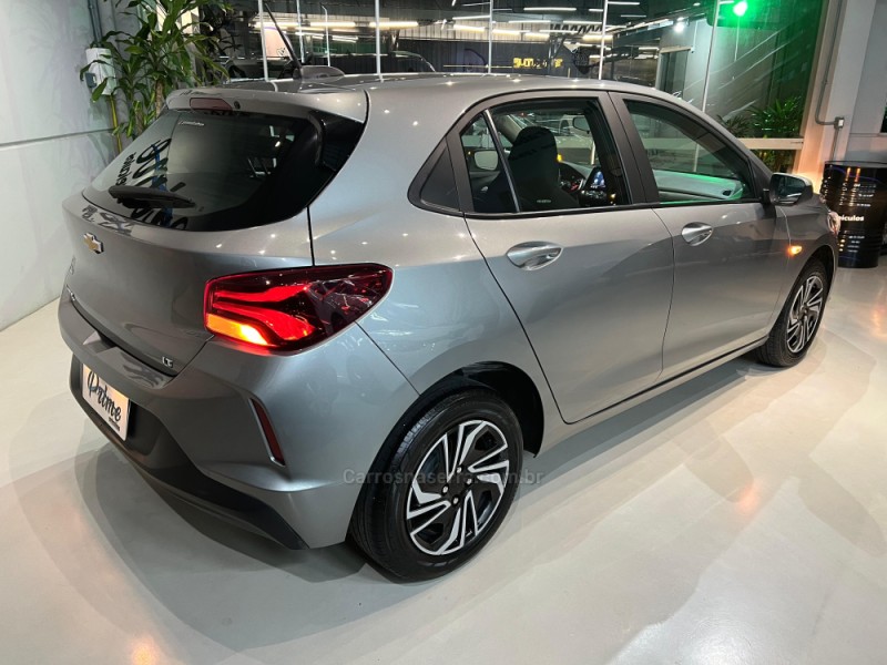 ONIX 1.0 LT 12V TURBO FLEX 4P MANUAL - 2024 - ESTâNCIA VELHA