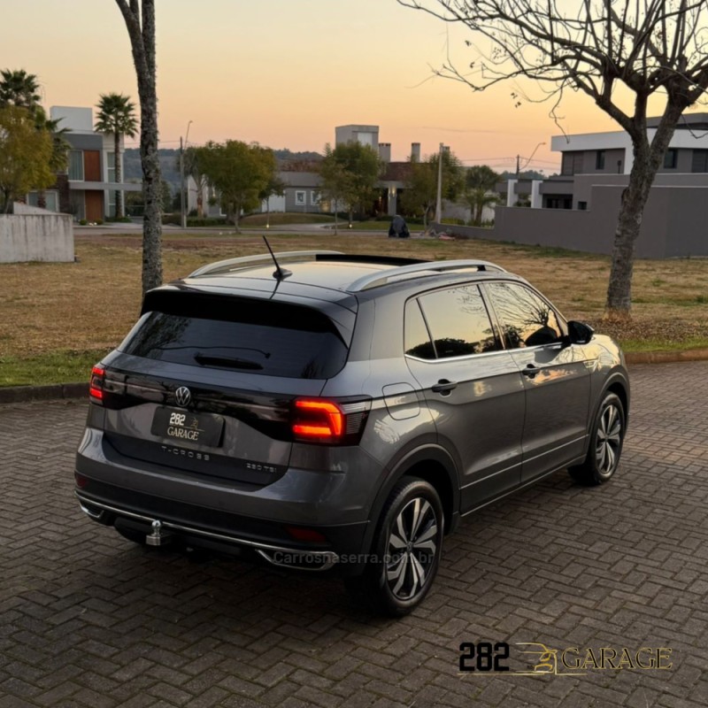 T-CROSS 1.4 HIGHLINE TSI 16V FLEX 4P AUTOMÁTICO - 2022 - FARROUPILHA