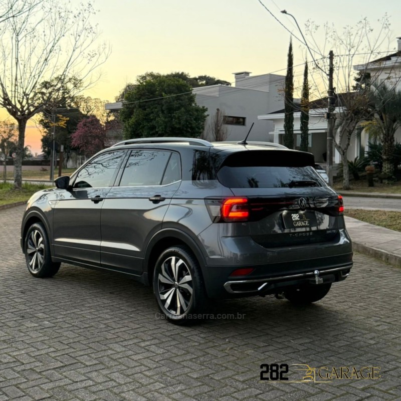 T-CROSS 1.4 HIGHLINE TSI 16V FLEX 4P AUTOMÁTICO - 2022 - FARROUPILHA