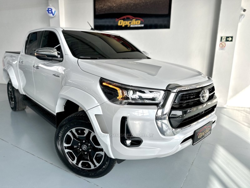 HILUX 2.8 SRX PLUS 4X4 CD TURBO DIESEL 4P AUTOMÁTICO - 2024 - NOVO HAMBURGO