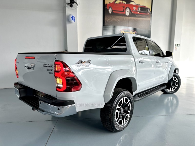 HILUX 2.8 SRX PLUS 4X4 CD TURBO DIESEL 4P AUTOMÁTICO - 2024 - NOVO HAMBURGO
