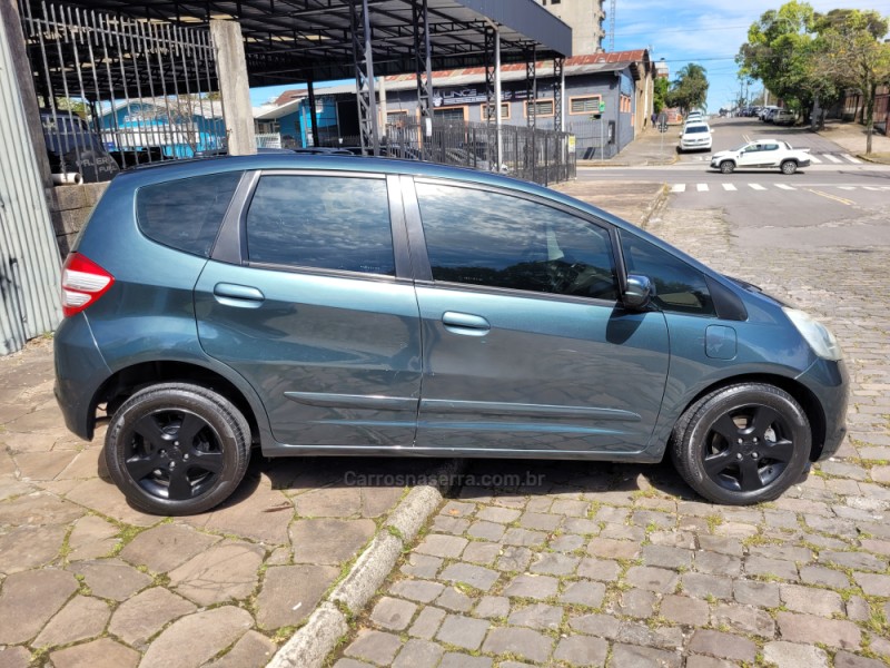 FIT 1.4 LX 8V FLEX 4P MANUAL - 2009 - CAXIAS DO SUL