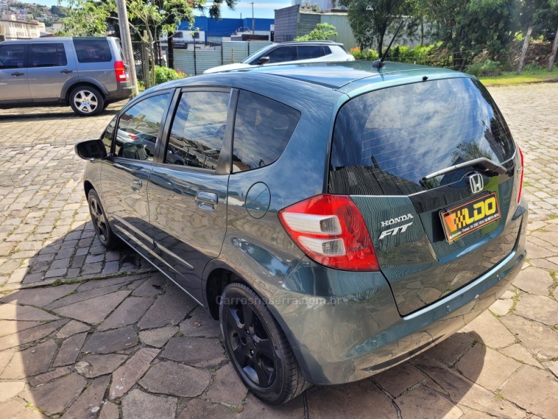 FIT 1.4 LX 8V FLEX 4P MANUAL - 2009 - CAXIAS DO SUL
