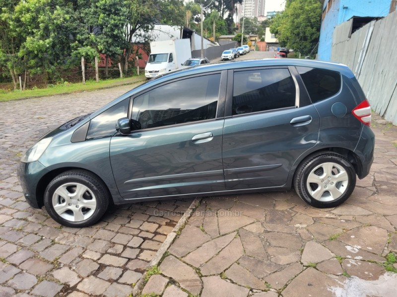 FIT 1.4 LX 8V FLEX 4P MANUAL - 2009 - CAXIAS DO SUL