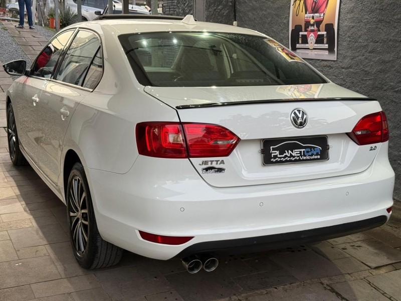 JETTA 2.0 COMFORTLINE FLEX 4P TIPTRONIC - 2013 - FARROUPILHA