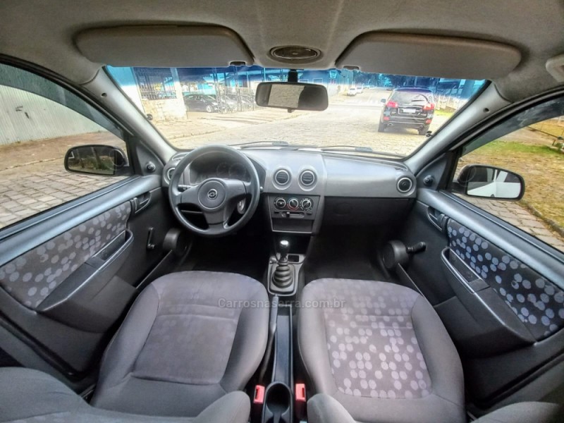 PRISMA 1.4 MPFI JOY 8V FLEX 4P MANUAL - 2010 - CAXIAS DO SUL