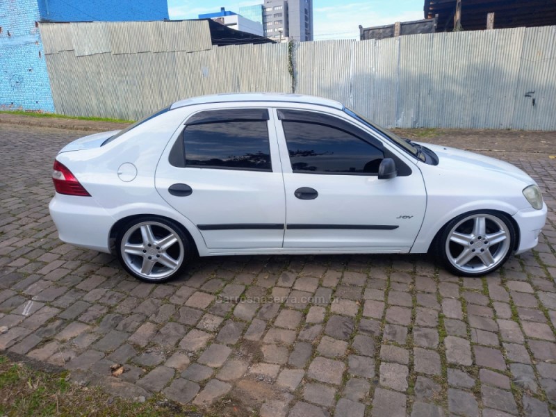 PRISMA 1.4 MPFI JOY 8V FLEX 4P MANUAL - 2010 - CAXIAS DO SUL