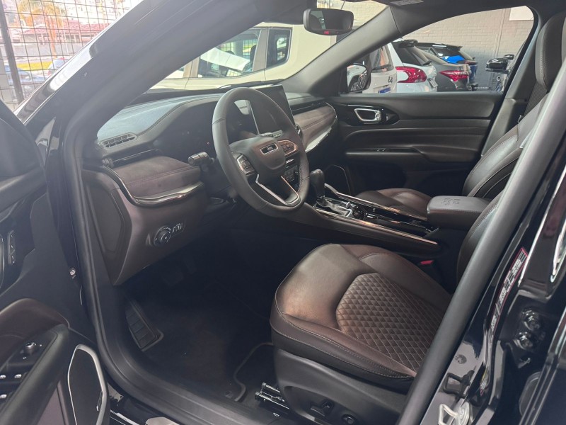 COMMANDER 2.0 OVERLAND T380 16V 4X4 TURBO DIESEL 4P AUTOMÁTICO - 2025 - CAXIAS DO SUL