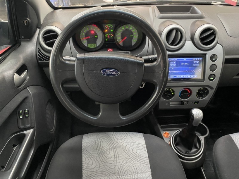 FIESTA 1.6 MPI SEDAN 8V FLEX 4P MANUAL - 2009 - CAXIAS DO SUL
