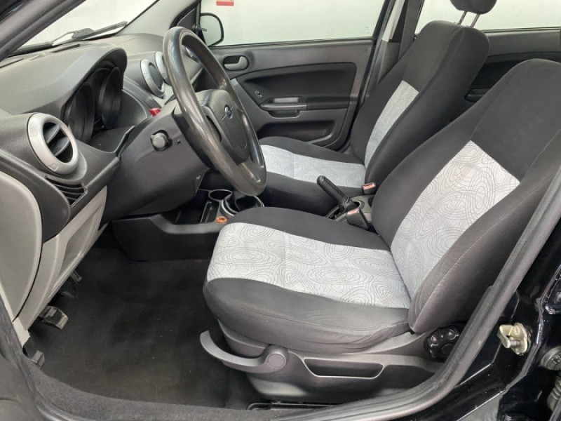 FIESTA 1.6 MPI SEDAN 8V FLEX 4P MANUAL - 2009 - CAXIAS DO SUL
