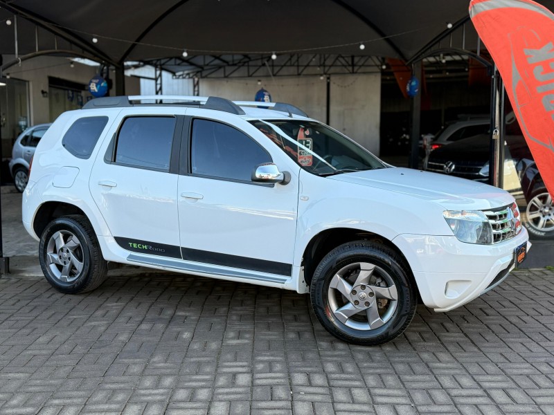 DUSTER 2.0 TECH ROAD 4X2 16V FLEX 4P AUTOMÁTICO - 2013 - LAGOA VERMELHA