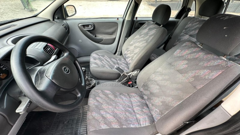 CORSA 1.0 MPFI 8V GASOLINA 4P MANUAL - 2003 - NOVO HAMBURGO