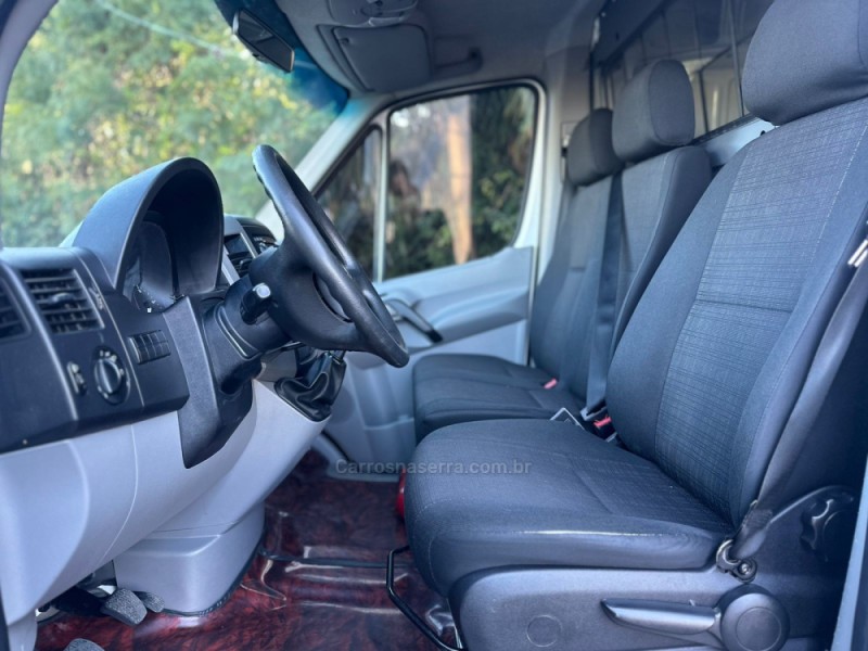 SPRINTER 2.2 415 CDI FURGÃO EXTRA LONGO TETO ALTO 3P DIESEL MANUAL - 2018 - NOVO HAMBURGO