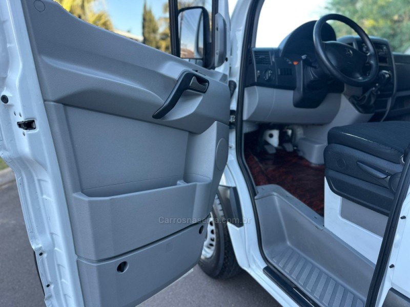 SPRINTER 2.2 415 CDI FURGÃO EXTRA LONGO TETO ALTO 3P DIESEL MANUAL - 2018 - NOVO HAMBURGO
