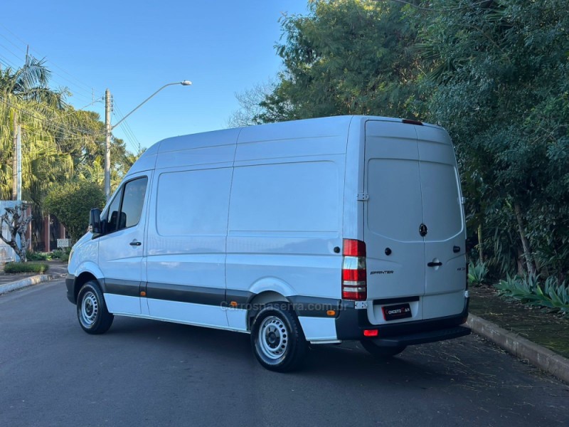 SPRINTER 2.2 415 CDI FURGÃO EXTRA LONGO TETO ALTO 3P DIESEL MANUAL - 2018 - NOVO HAMBURGO