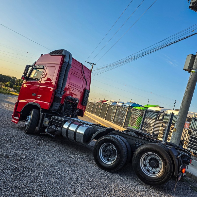FH 440 GLOBETROTTER 6X2 - 2010 - GARIBALDI
