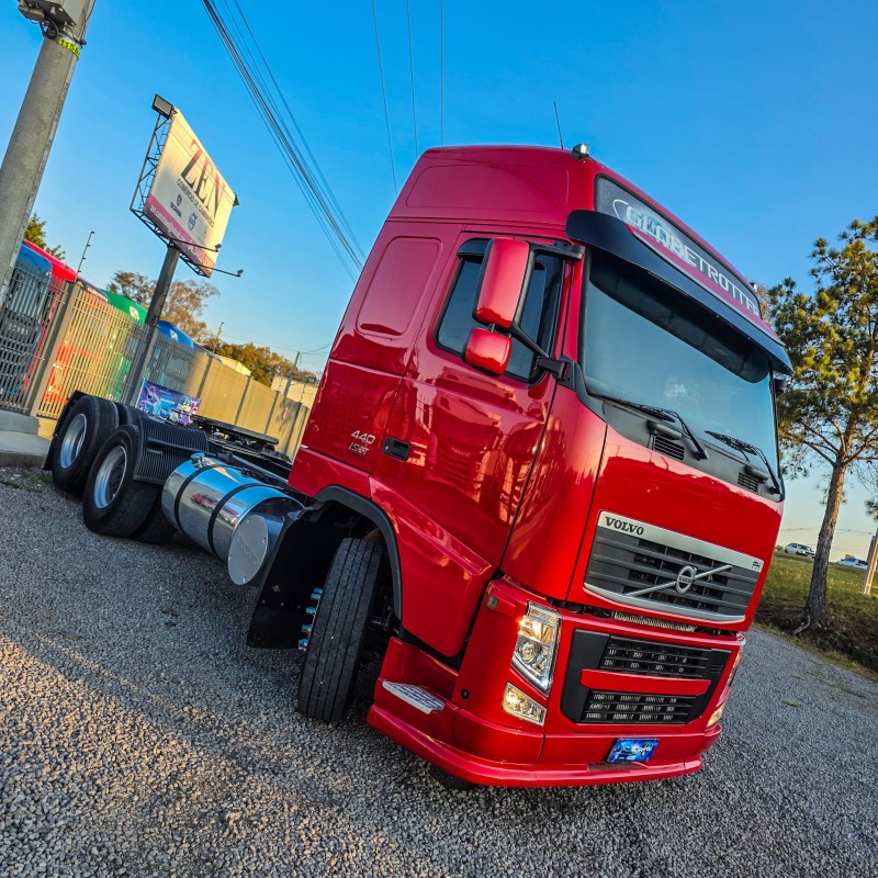 FH 440 GLOBETROTTER 6X2 - 2010 - GARIBALDI