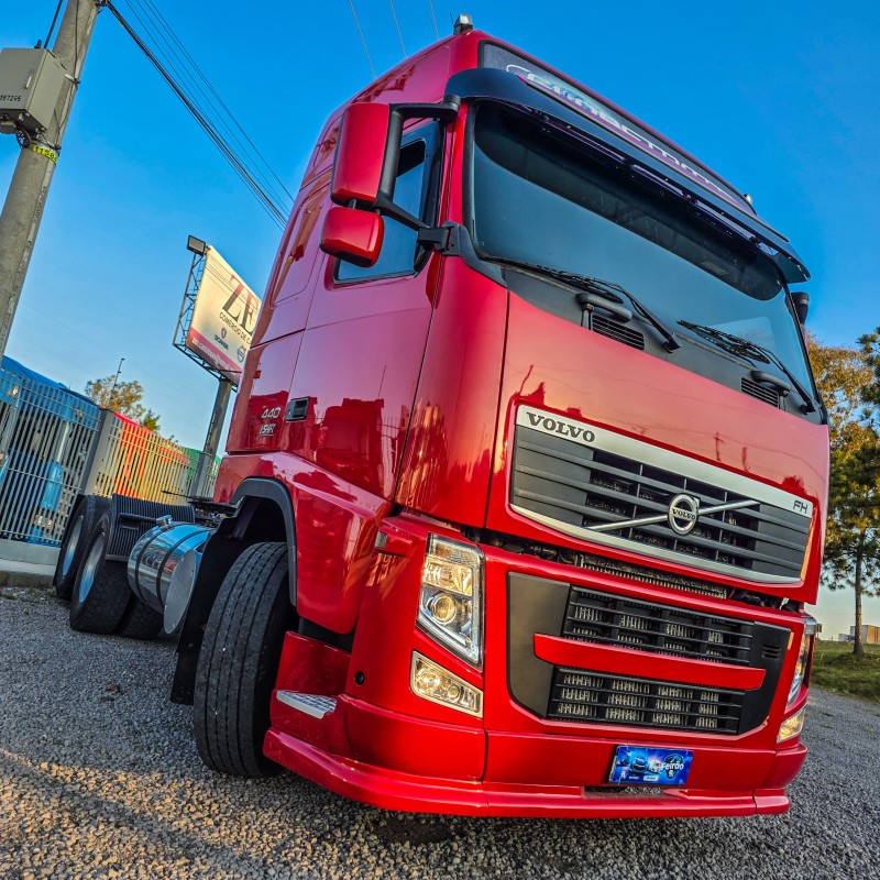 FH 440 GLOBETROTTER 6X2 - 2010 - GARIBALDI