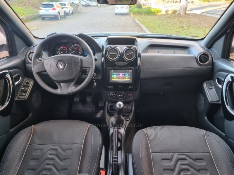 DUSTER 1.6 DYNAMIQUE 4X2 16V FLEX 4P MANUAL - 2016 - DOIS IRMãOS