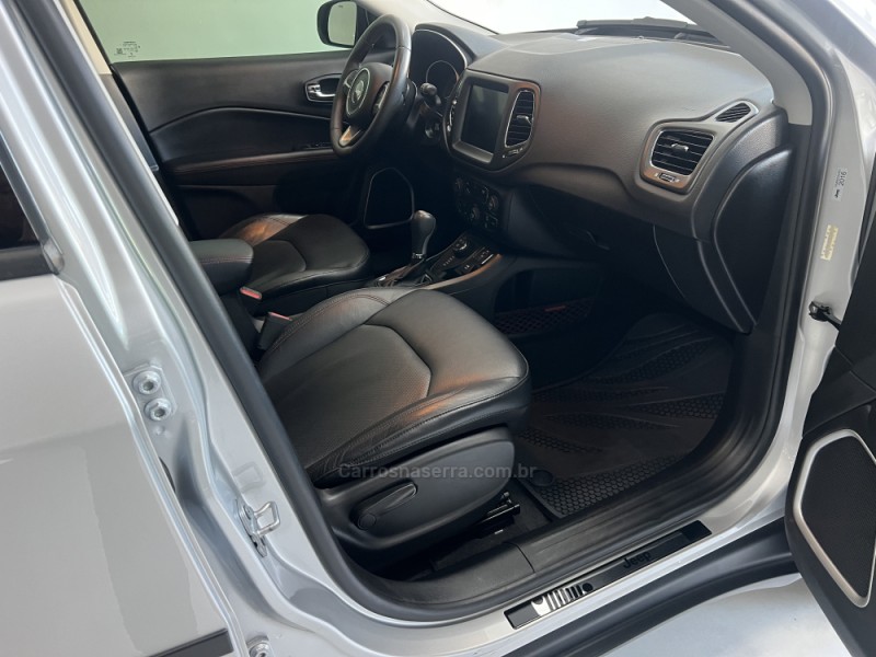 COMPASS 2.0 16V DIESEL TRAILHAWK 4X4 AUTOMÁTICO - 2017 - BENTO GONçALVES