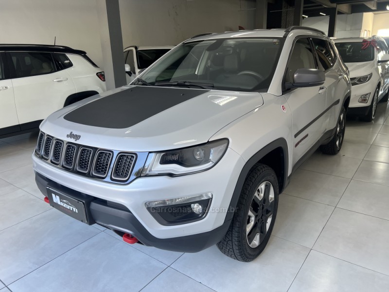 COMPASS 2.0 16V DIESEL TRAILHAWK 4X4 AUTOMÁTICO - 2017 - BENTO GONçALVES