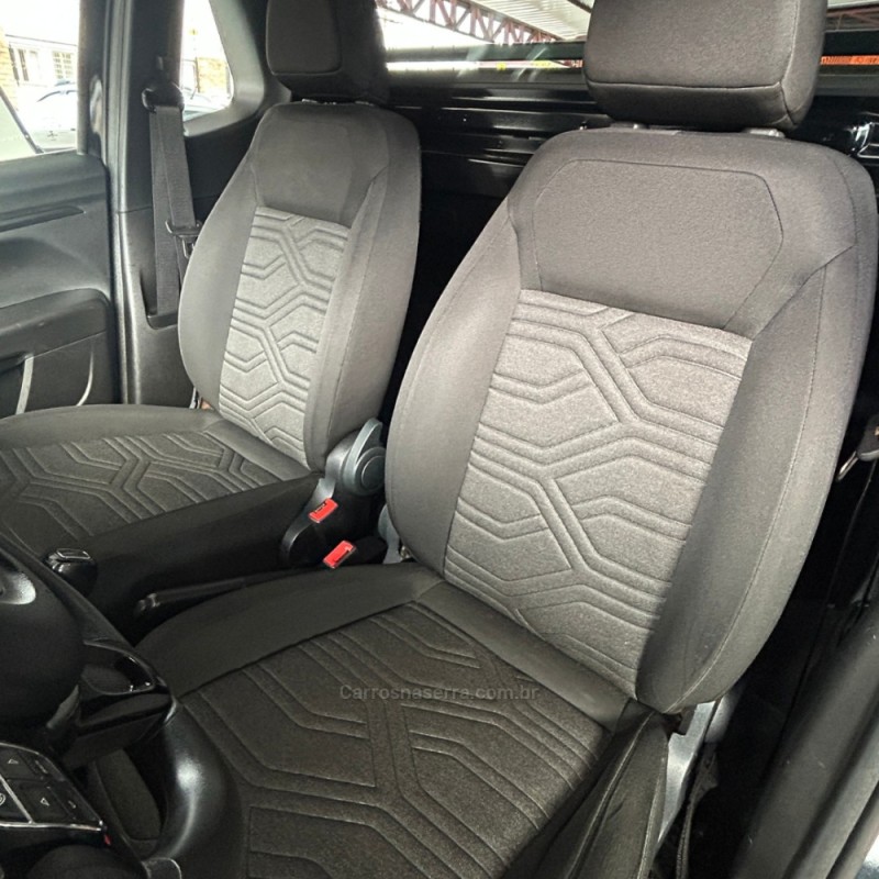 STRADA 1.4 FREEDOM PLUS CS 8V FLEX 2P MANUAL - 2022 - VACARIA