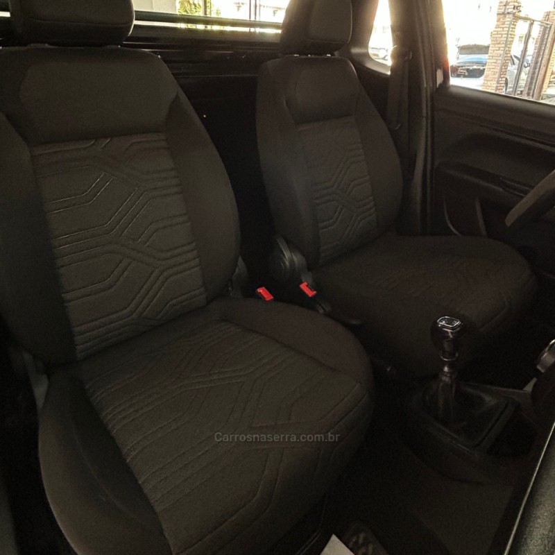 STRADA 1.4 FREEDOM PLUS CS 8V FLEX 2P MANUAL - 2022 - VACARIA