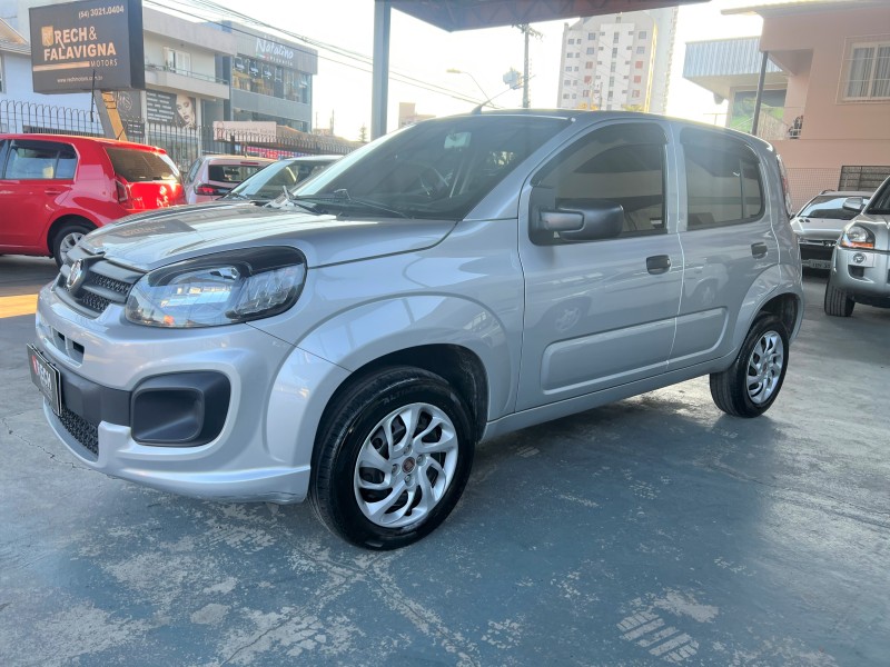 UNO 1.0 EVO ATTRACTIVE 8V FLEX 4P MANUAL - 2021 - CAXIAS DO SUL
