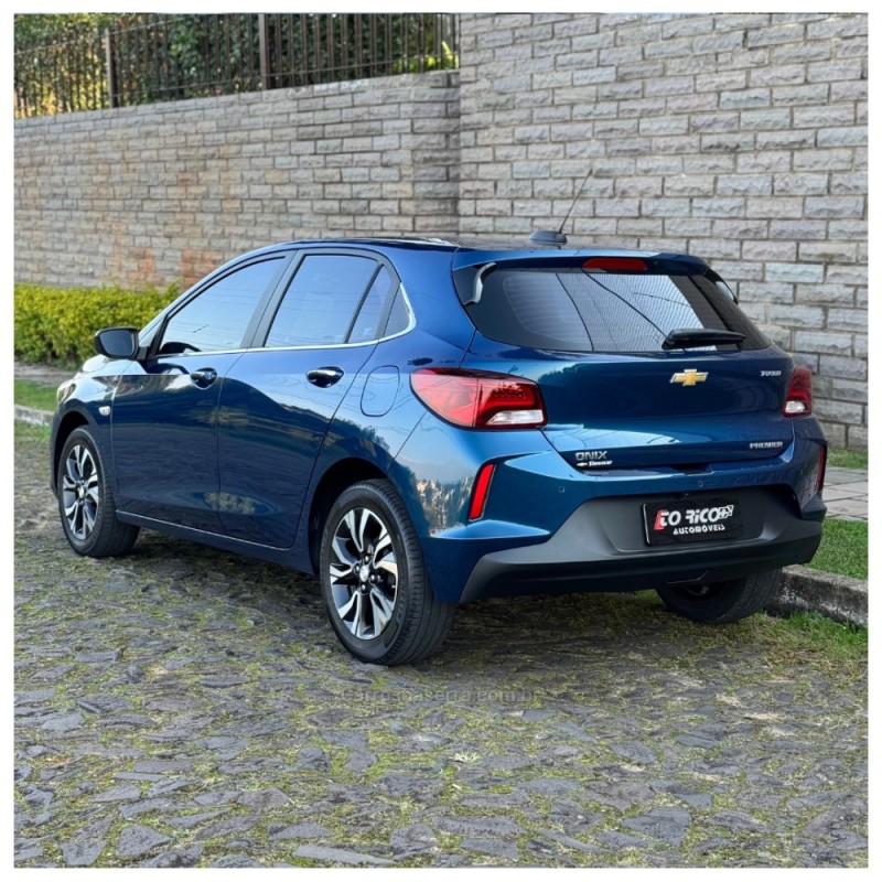 ONIX 1.0 PREMIER II 12V TURBO FLEX 4P AUTOMÁTICO - 2023 - CAMPO BOM