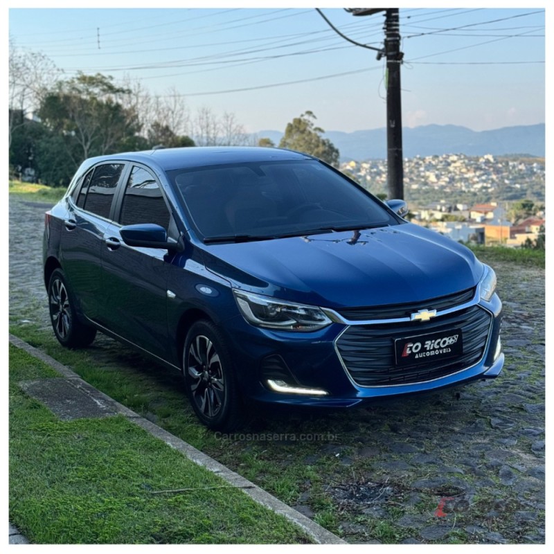ONIX 1.0 PREMIER II 12V TURBO FLEX 4P AUTOMÁTICO - 2023 - CAMPO BOM