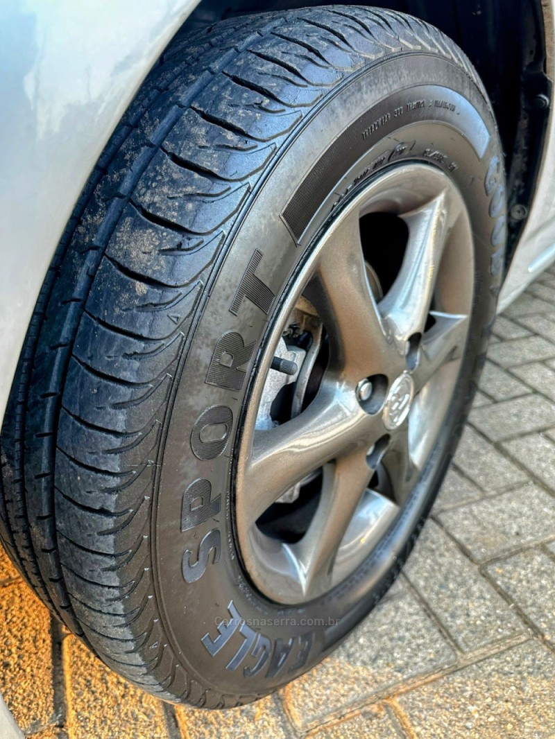 FIELDER 1.8 XEI 16V FLEX 4P AUTOMÁTICO - 2007 - TRêS COROAS