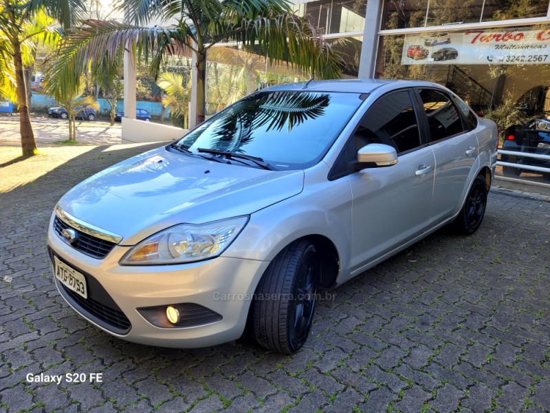 FOCUS 2.0 GLX SEDAN 16V GASOLINA 4P MANUAL - 2011 - NOVA PRATA