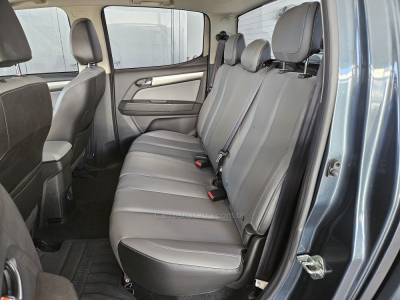S10 2.8 LTZ 4X4 CD TURBO DIESEL 4P AUTOMÁTICO - 2023 - TAPEJARA