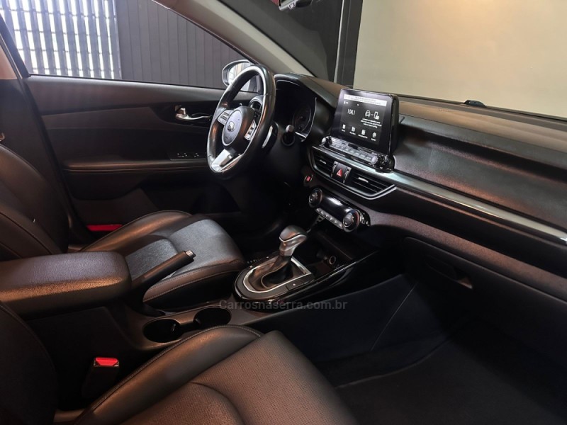 CERATO 2.0 SX 16V FLEX 4P AUTOMÁTICO - 2022 - NOVO HAMBURGO