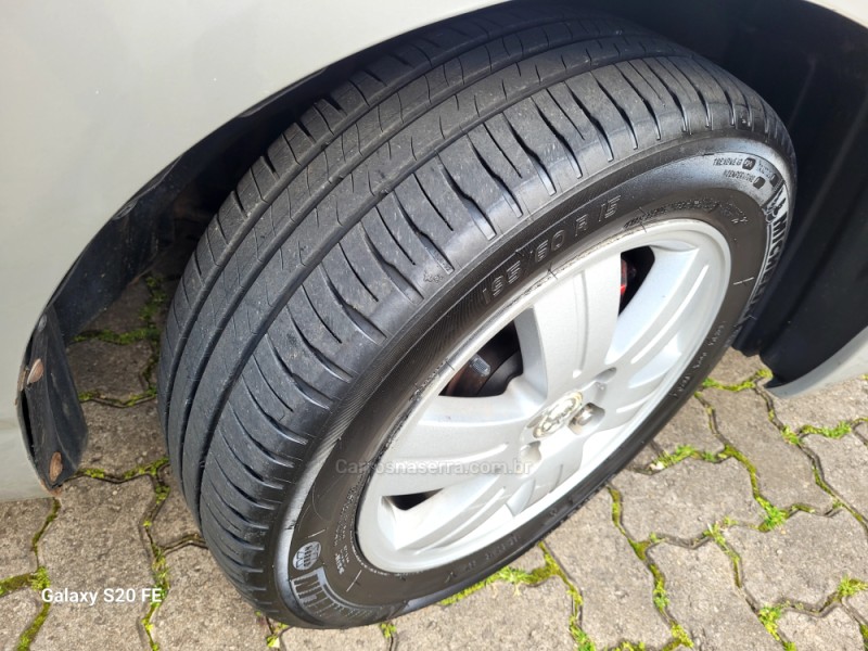 FIELDER 1.8 XEI 16V FLEX 4P AUTOMÁTICO - 2006 - NOVA PRATA