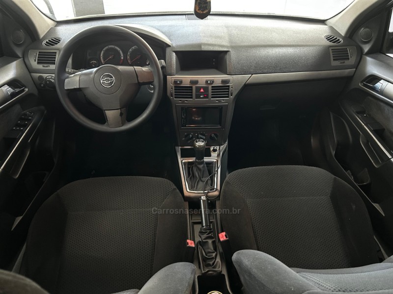 VECTRA 2.0 MPFI GT HATCH 8V FLEX 4P MANUAL - 2010 - CAXIAS DO SUL