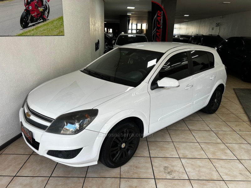 vectra 2.0 mpfi gt hatch 8v flex 4p manual 2010 caxias do sul