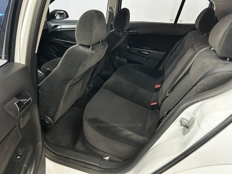 VECTRA 2.0 MPFI GT HATCH 8V FLEX 4P MANUAL - 2010 - CAXIAS DO SUL