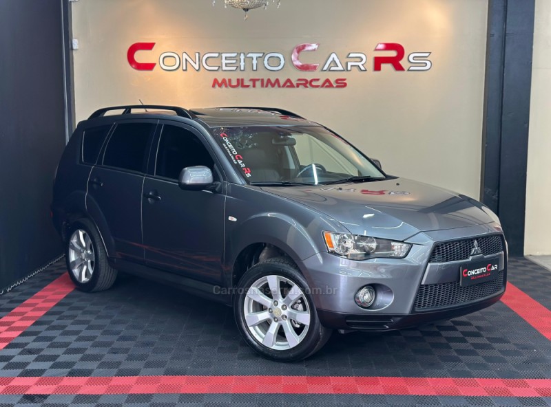 OUTLANDER 2.0 COMFORT 16V GASOLINA 4P AUTOMÁTICO - 2013 - NOVO HAMBURGO