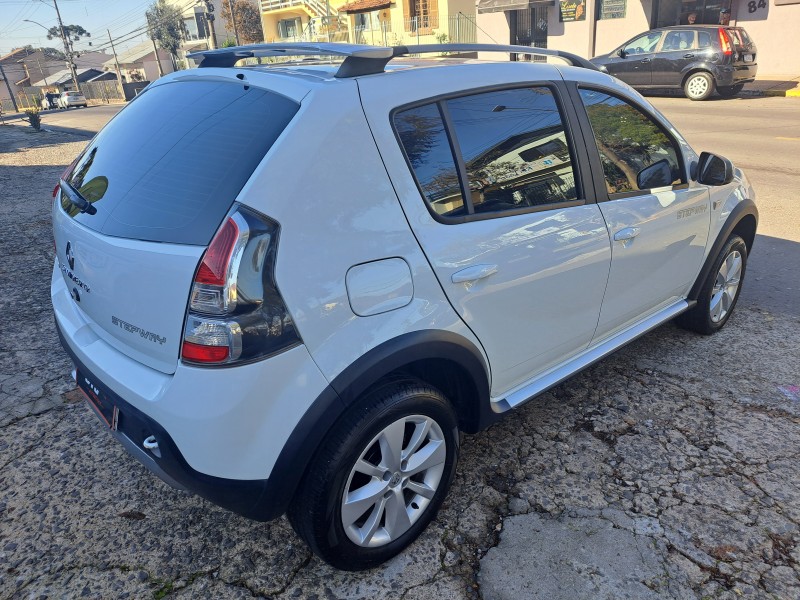 SANDERO 1.6 STEPWAY 8V FLEX 4P MANUAL - 2014 - FARROUPILHA