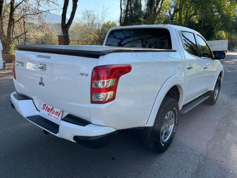 L200 TRITON 2.4 16V TURBO DIESEL SPORT HPE CD 4P 4X4 AUTOMÁTICO - 2019 - FELIZ