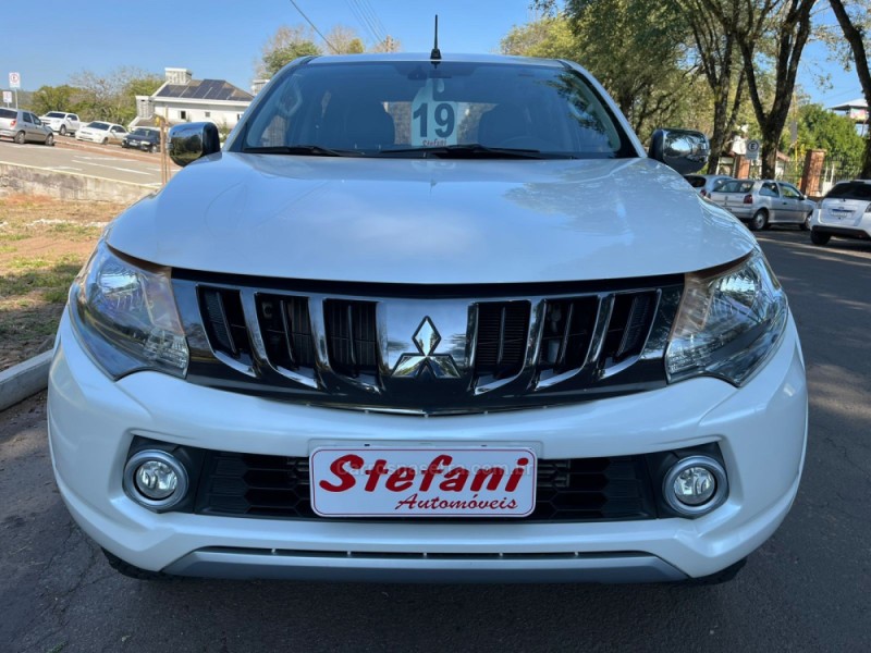 L200 TRITON 2.4 16V TURBO DIESEL SPORT HPE CD 4P 4X4 AUTOMÁTICO - 2019 - FELIZ