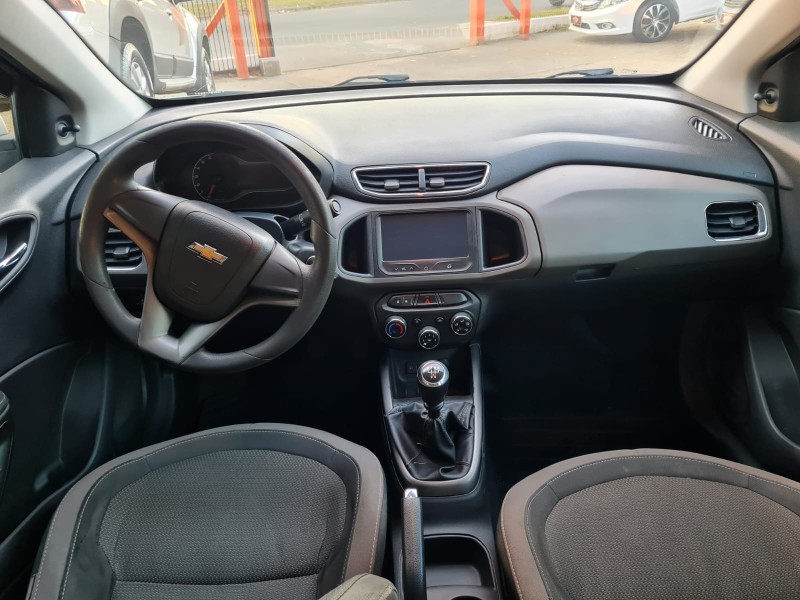 PRISMA 1.4 MPFI LT 8V FLEX 4P MANUAL - 2013 - CANELA