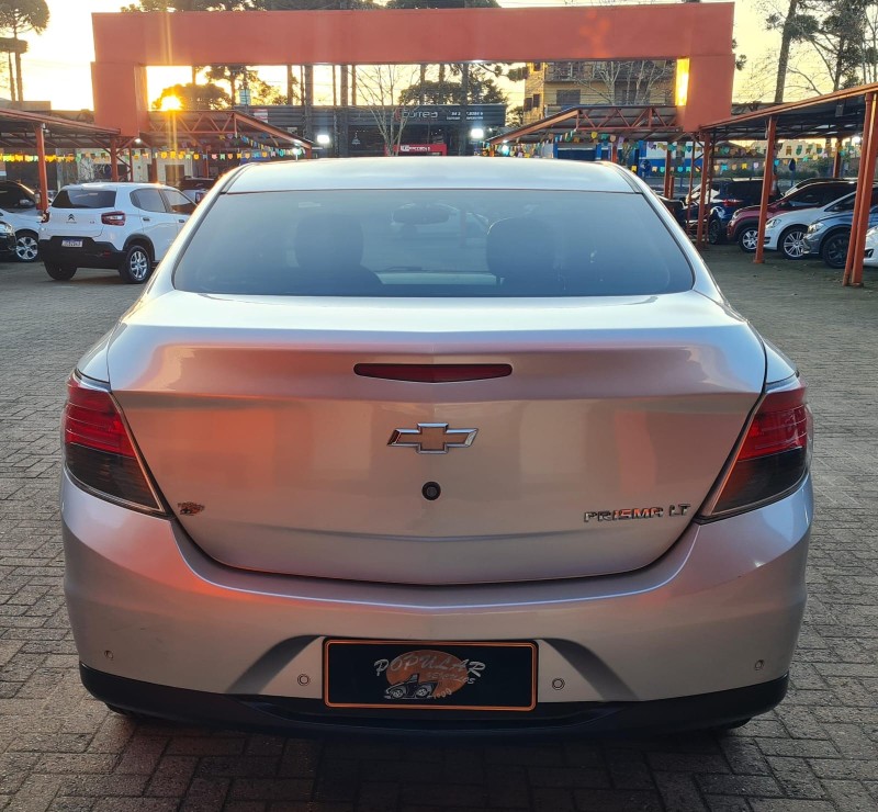 PRISMA 1.4 MPFI LT 8V FLEX 4P MANUAL - 2013 - CANELA