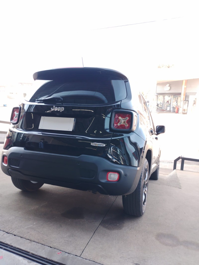 RENEGADE 1.8 16V FLEX LONGITUDE 4P AUTOMÁTICO - 2016 - VACARIA
