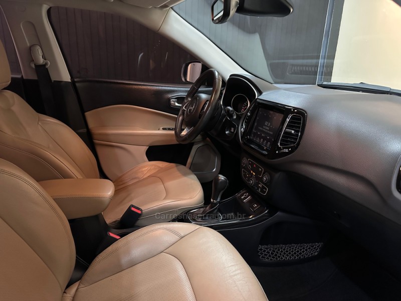 COMPASS 2.0 16V FLEX LIMITED AUTOMÁTICO - 2017 - NOVO HAMBURGO