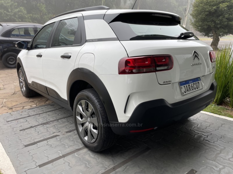 C4 CACTUS 1.6 VTI LIVE FLEX 4P AUTOMÁTICO - 2022 - GUAPORé