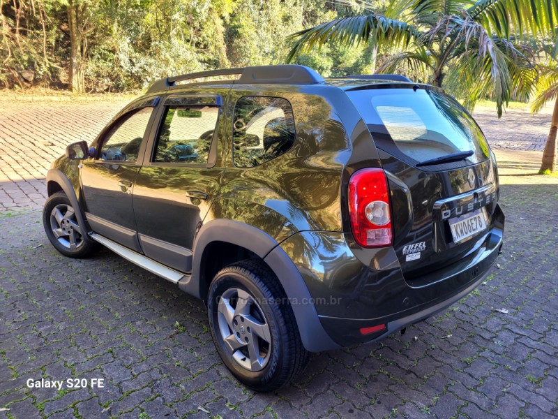 DUSTER 2.0 DYNAMIQUE 4X2 16V FLEX 4P AUTOMÁTICO - 2015 - NOVA PRATA