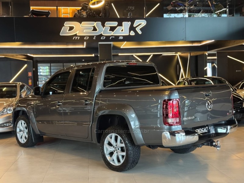 AMAROK 3.0 V6 TDI HIGHLINE CD DIESEL 4MOTION AUTOMÁTICO - 2019 - NOVO HAMBURGO