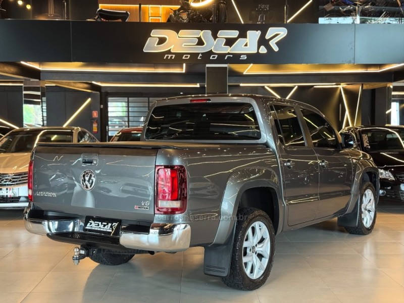 AMAROK 3.0 V6 TDI HIGHLINE CD DIESEL 4MOTION AUTOMÁTICO - 2019 - NOVO HAMBURGO